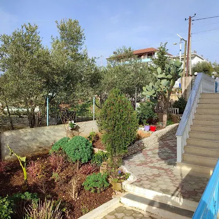 Bardha Apartmán